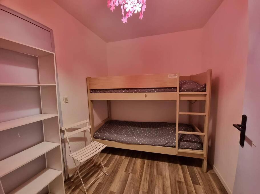 De 3 Pieces En Avec Piscine Apartment